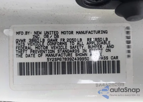 2009 Pontiac Vibe z USA, uszkodzony, nr VIN 5Y2SP67839Z439950